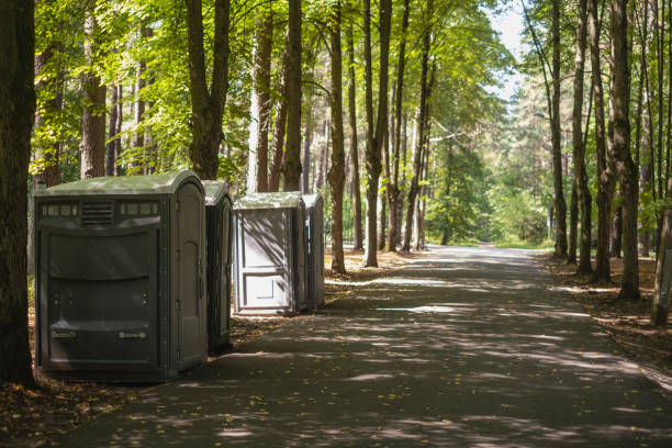 Best Portable restroom trailer rental  in Fond Du Lac, WI
